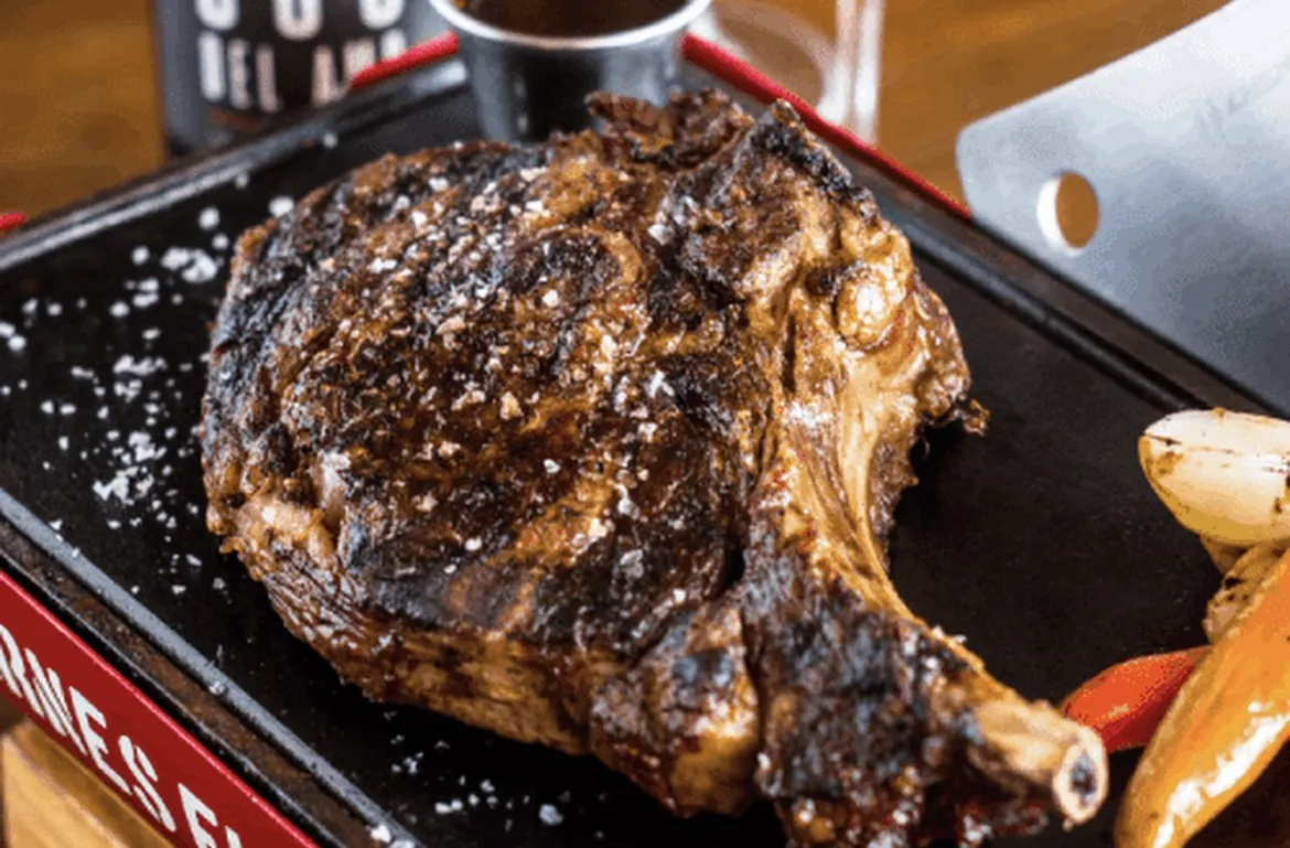 Grilled cut of beef on a board
